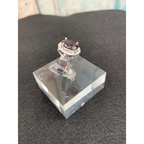 Red Stone Ring - Picture 2 of 7